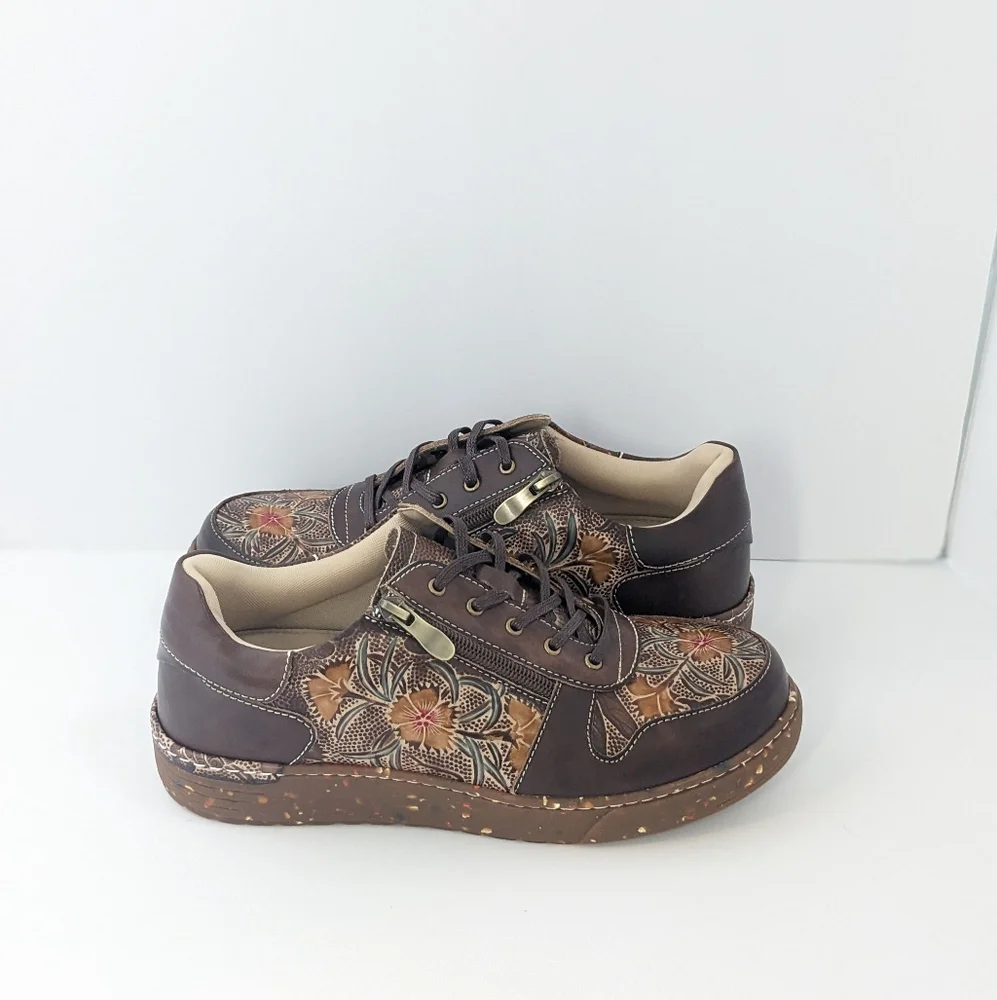 NWOT Spring Step L ' Artiste Leather Sneakers